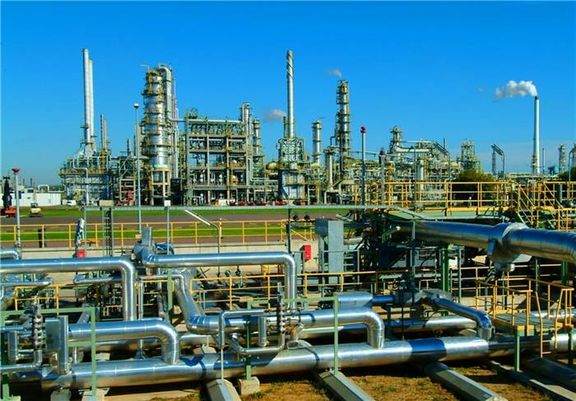 پذیرش قیمت تلفیقی برای دواتیل هگزانول پتروشیمی شازند مشروط به عرضه مناسب در بورس /
نباید صادرات DOP منجر به التهاب بازار شود